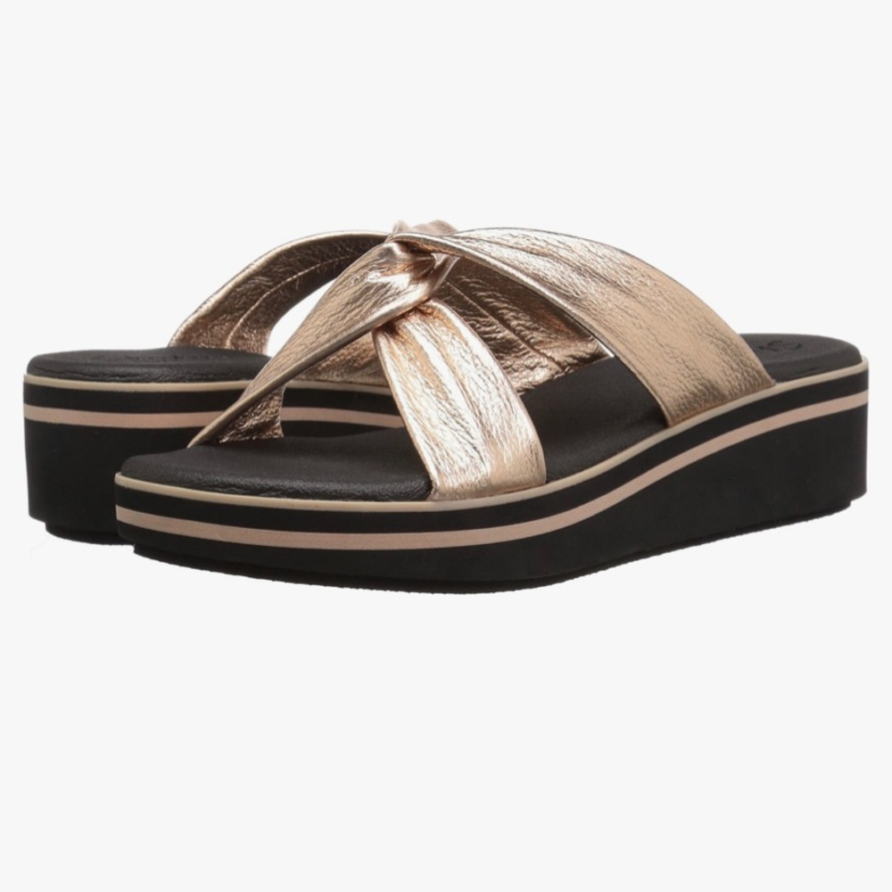 Skechers Womens Hush Hush - Camp Size 10 !!